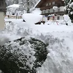 Bohrer *
